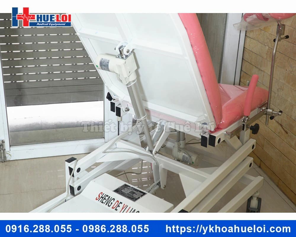 Bàn khám sản phụ khoa bằng điện