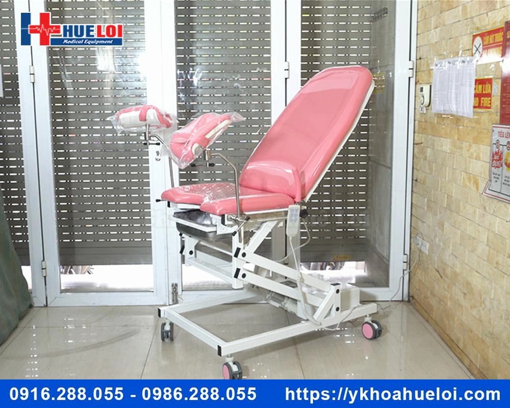 Bàn khám sản phụ khoa điều khiển điện