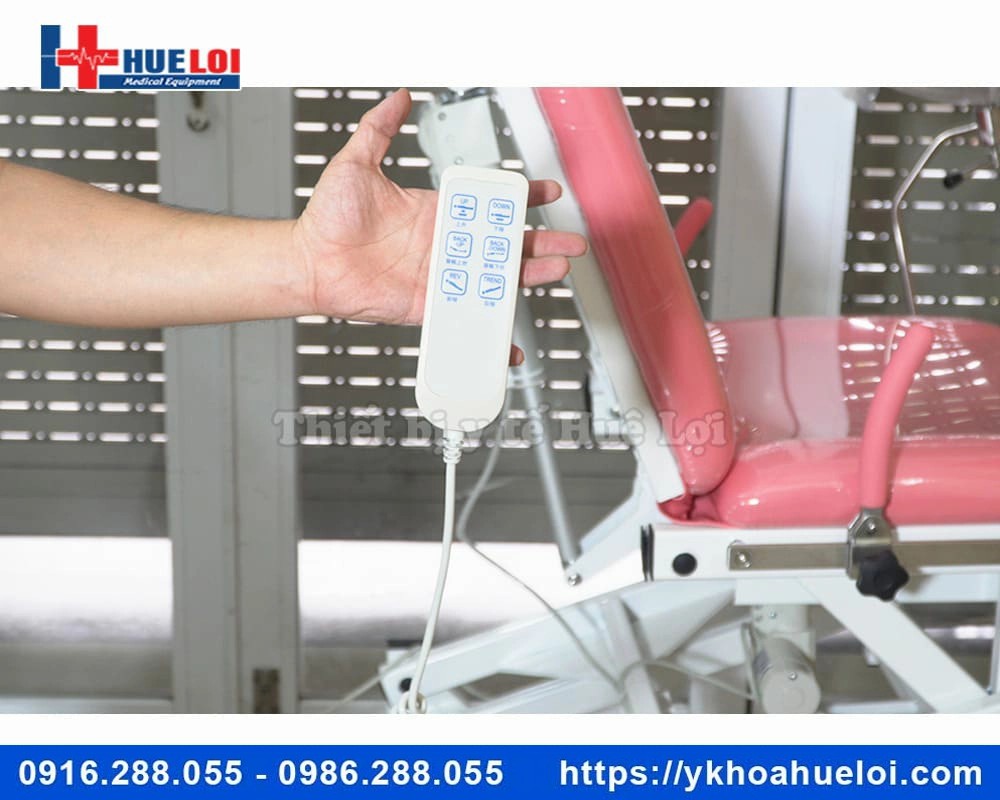 Bàn khám sản phụ khoa điều khiển điện