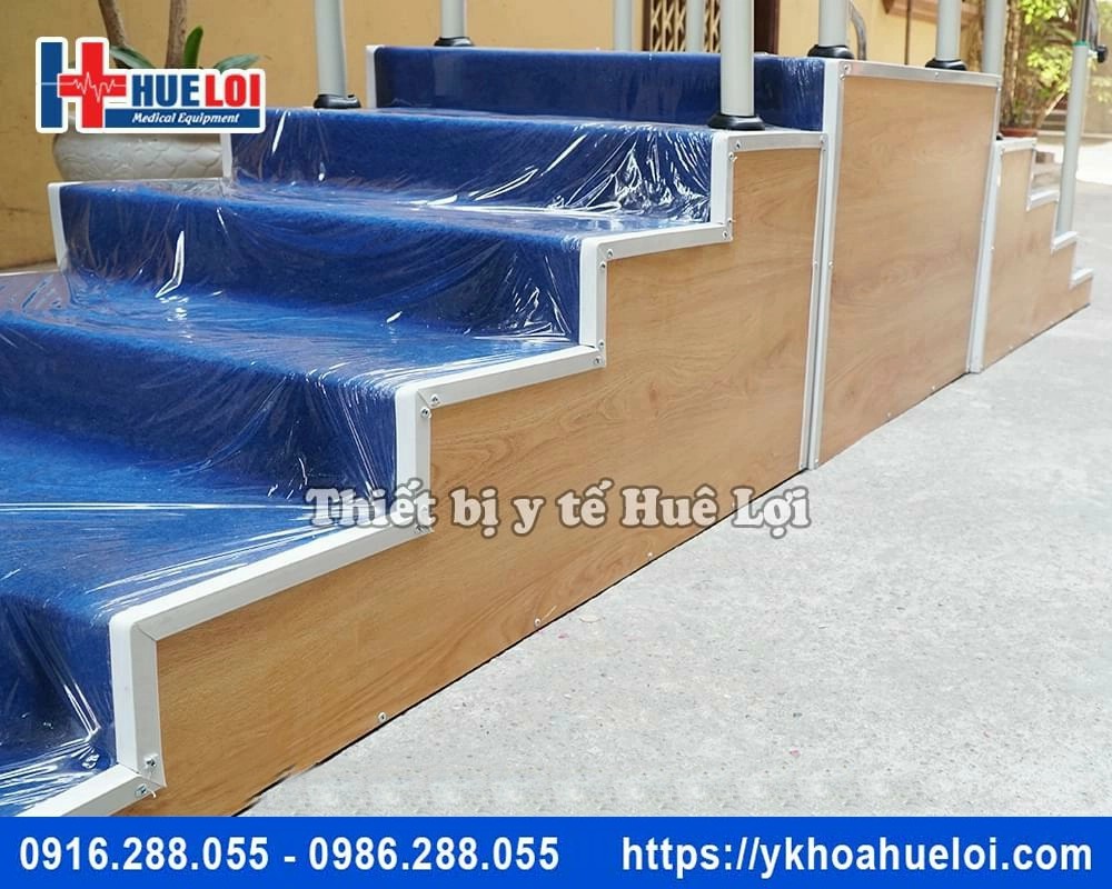 cầu thang tập đi phục hồi chức năng