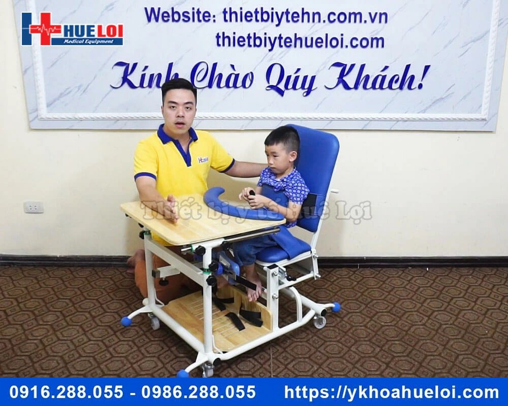 Ghế tập đứng cho trẻ em yếu liệt chi dưới