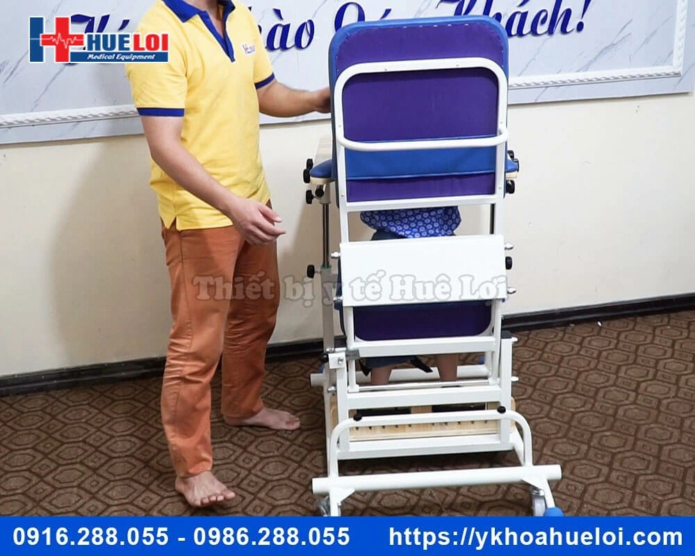 Ghế tập đứng cho trẻ em yếu liệt chi dưới