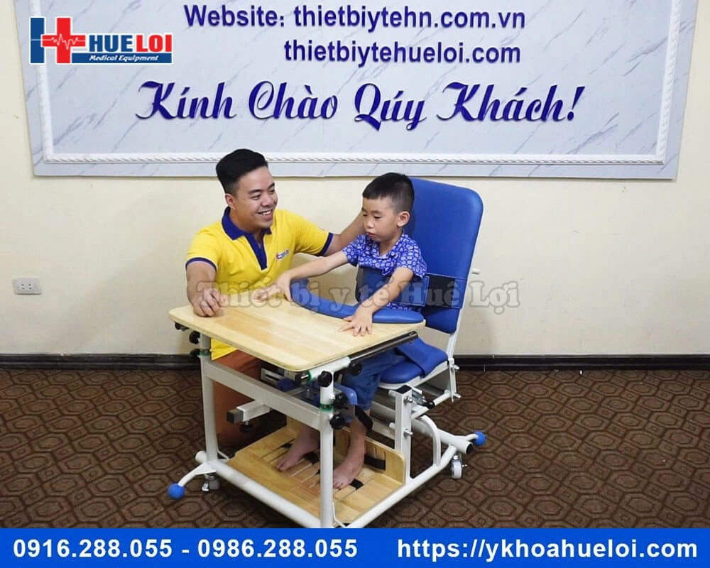 Ghế tập đứng cho trẻ em yếu liệt chi dưới