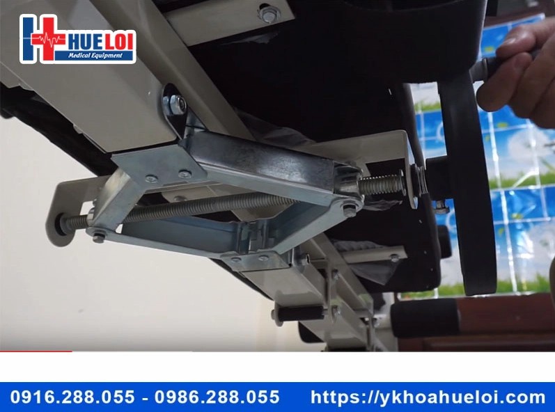 Giường kéo giãn cột sống lưng và cổ