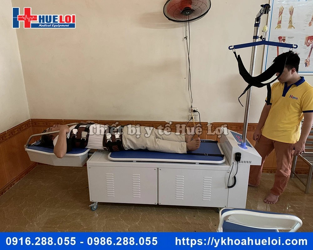 Giường kéo giãn cột sống cao cấp YP-2009B