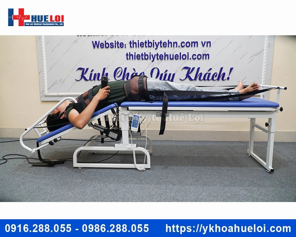 Giường kéo giãn cột sống bằng điện YP-2009K1