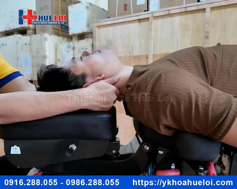 Giường nắn chỉnh cột sống toàn thân cao cấp CY-C113E