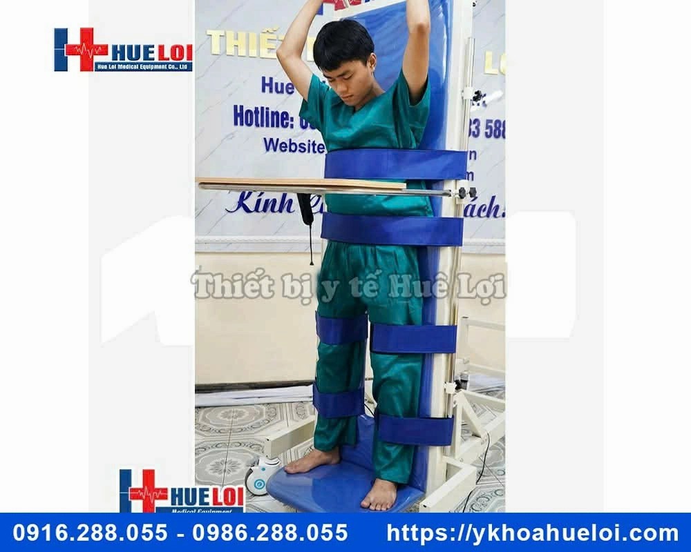 Giường tập đứng cho bệnh nhân tai biến