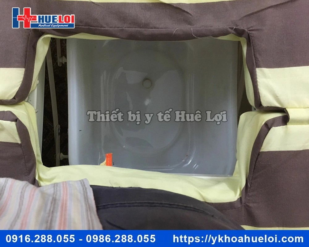 Giường y tế đa năng có vỉa chống trượt