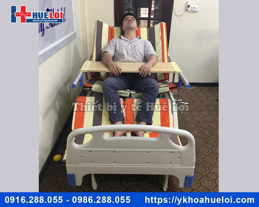 Giường y tế đa năng 4 tay quay cao cấp