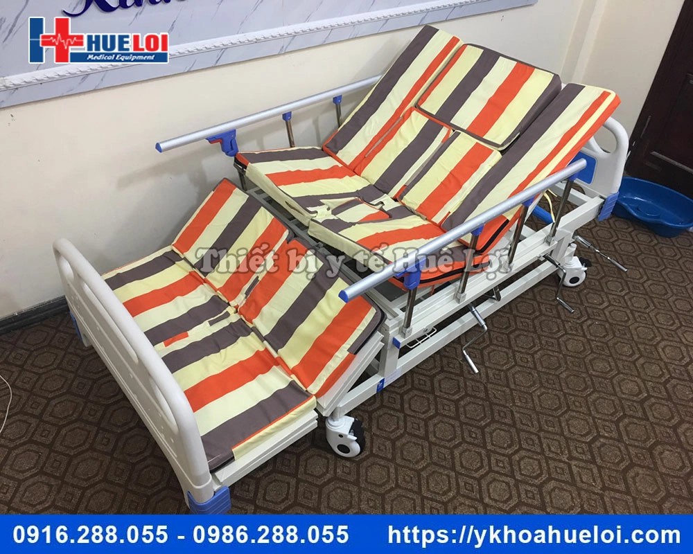 Giường y tế đa năng 4 tay quay cao cấp