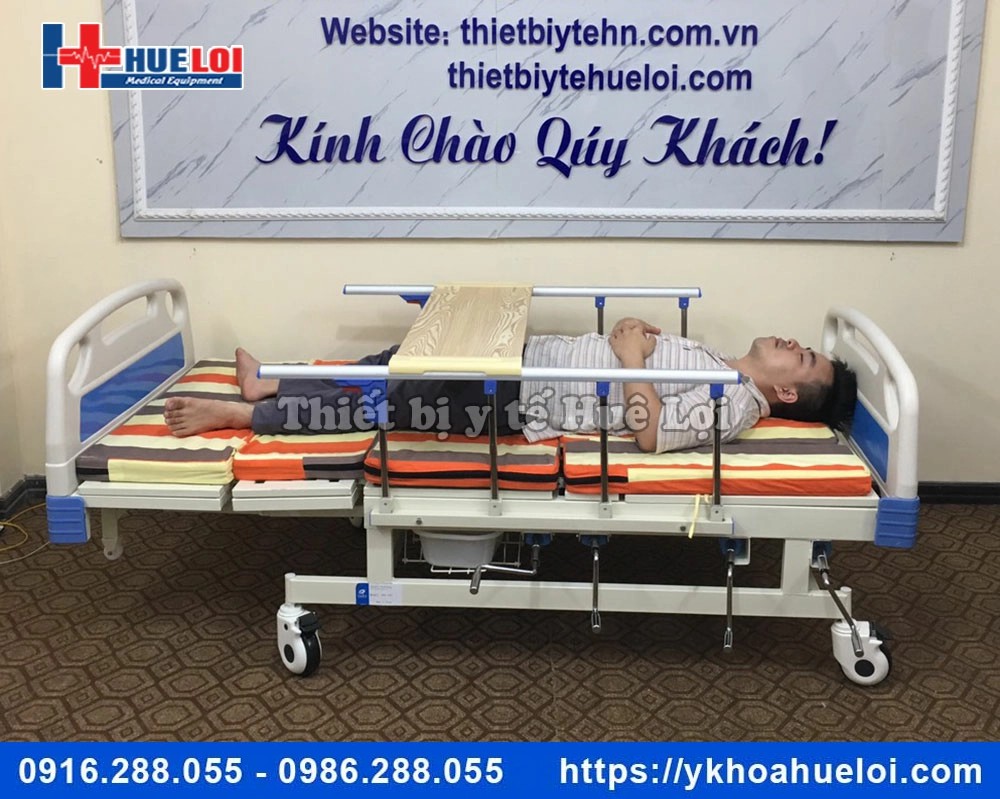 Giường y tế đa năng 4 tay quay cao cấp