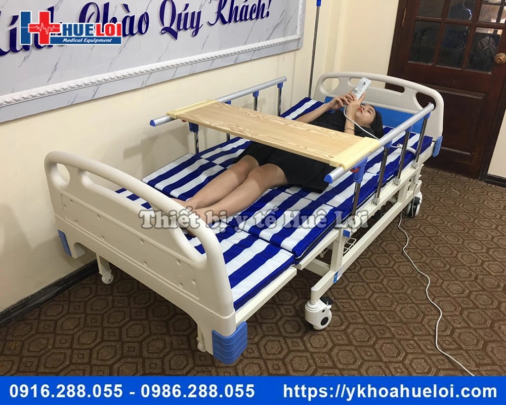 Giường y tế đa năng điều khiển điện