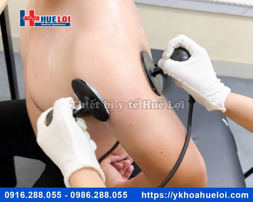 Máy Tecar trị liệu bằng sóng điện từ
