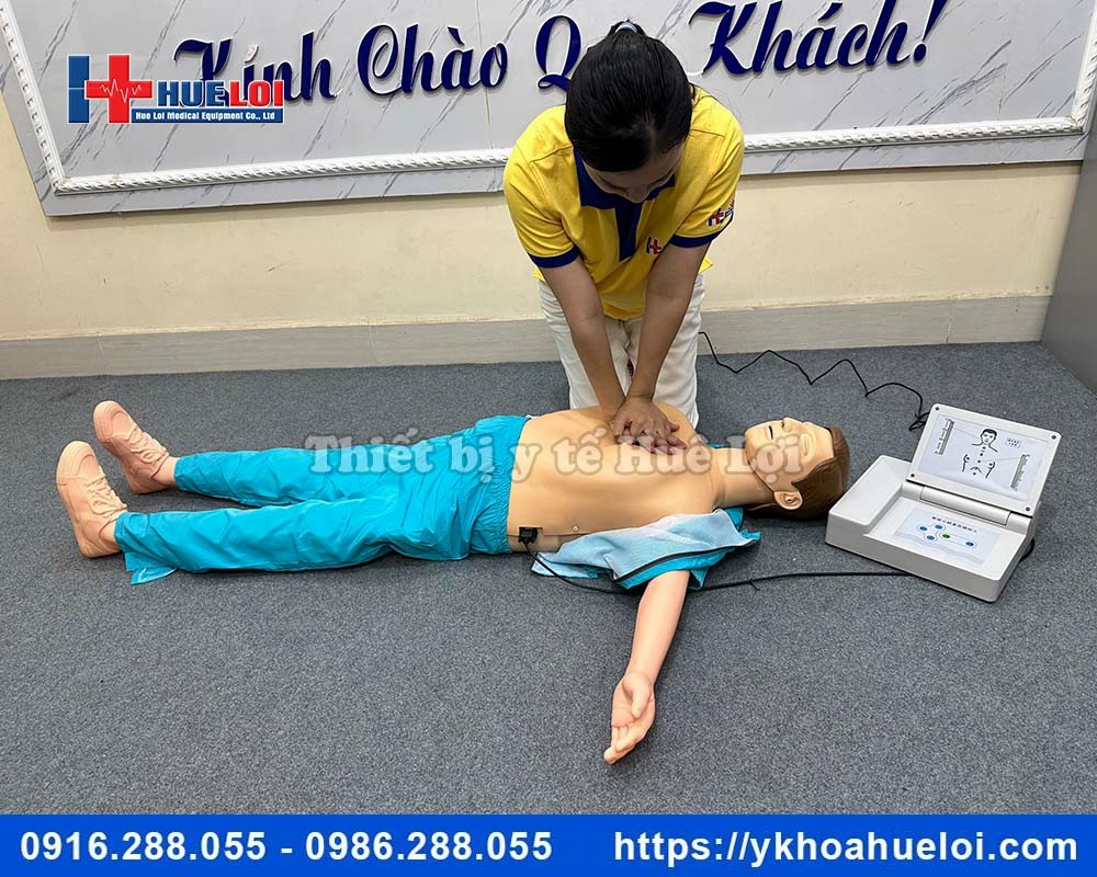 Mô hình cấp cứu ngừng tuần hoàn 170cm có Monitor