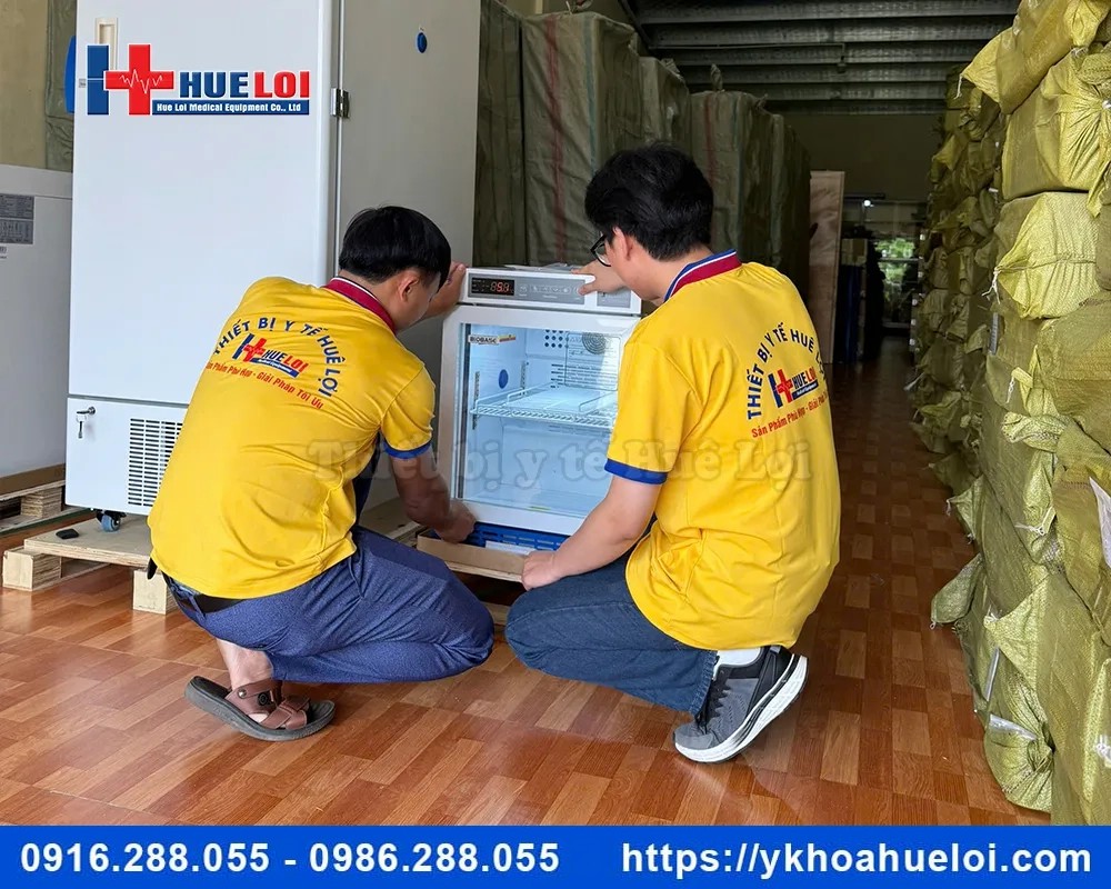 Tủ lạnh bảo quản mẫu chuyên dụng