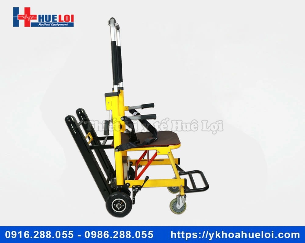 Xe lăn có chức năng leo cầu thang