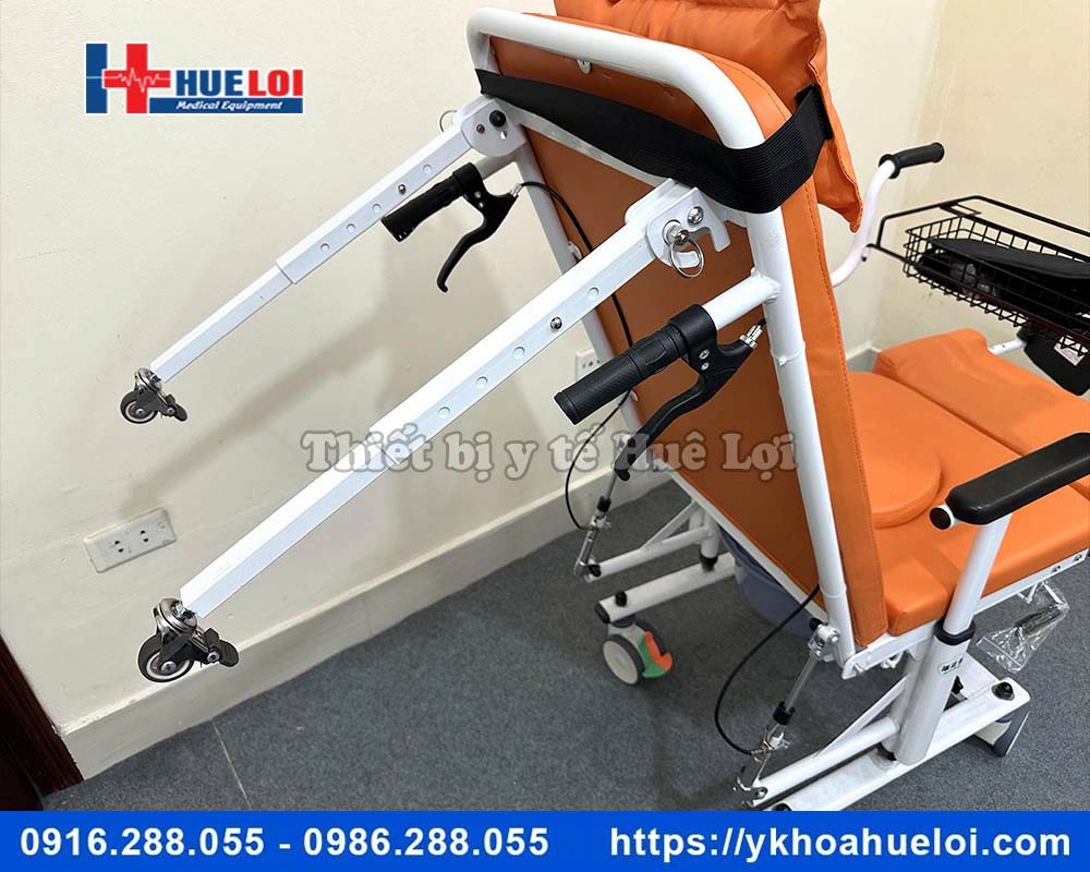 Xe lăn ngả thành giường nằm đa chức năng