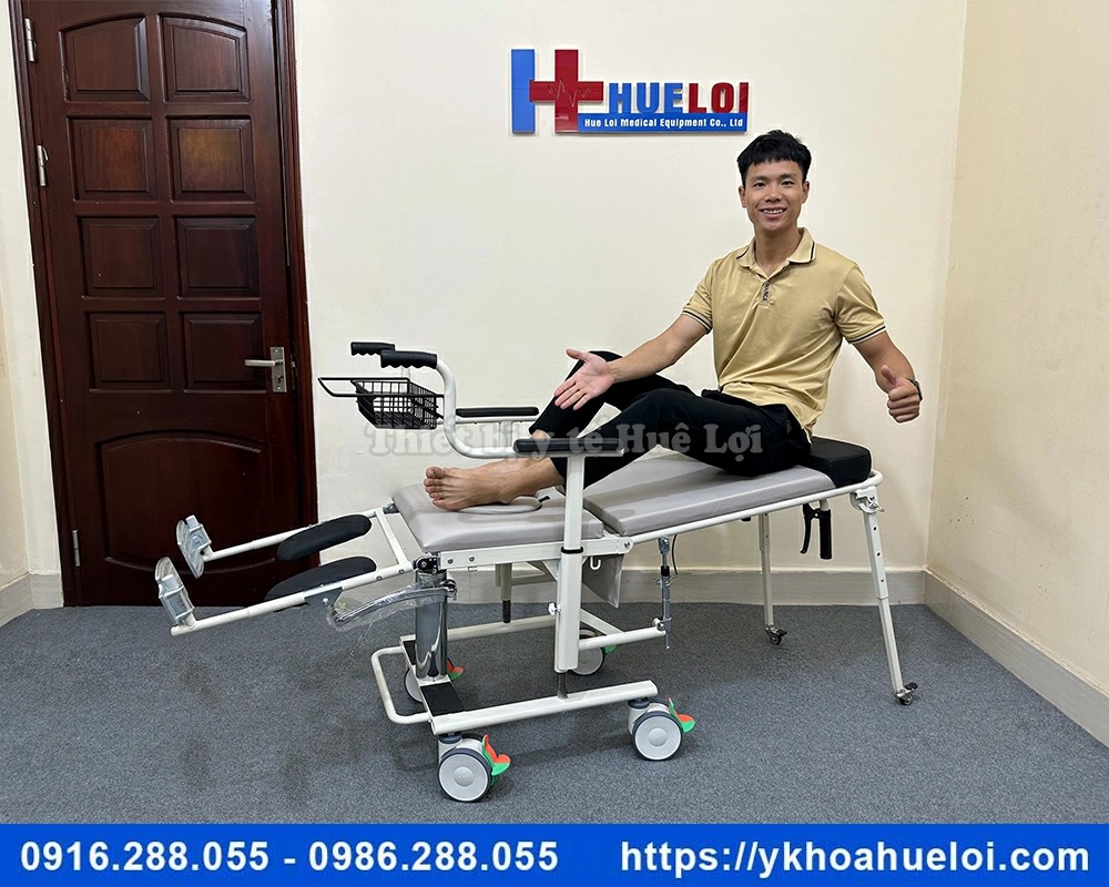 Xe lăn ngả thành giường nằm đa chức năng
