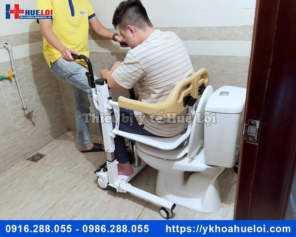 Xe lăn ghép 2 mảnh nâng hạ bằng piston