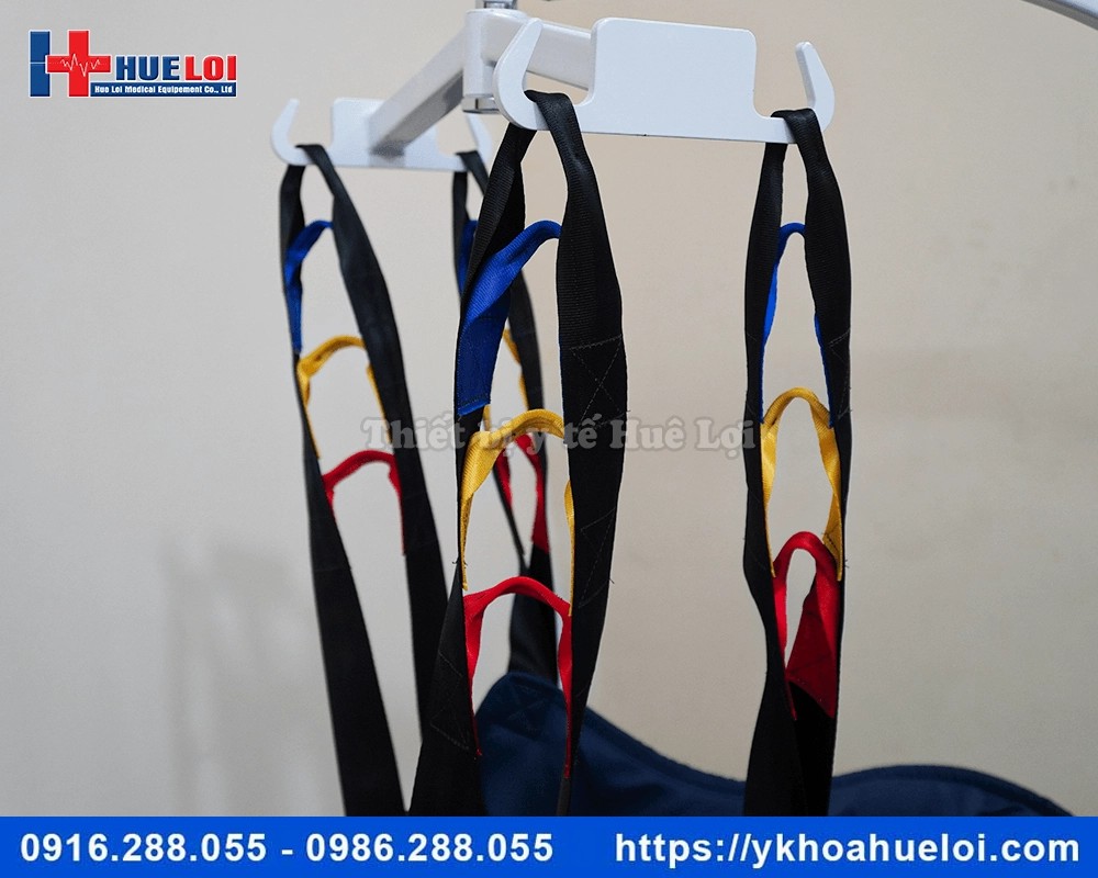 Xe cẩu nâng hạ bệnh nhân tai biến
